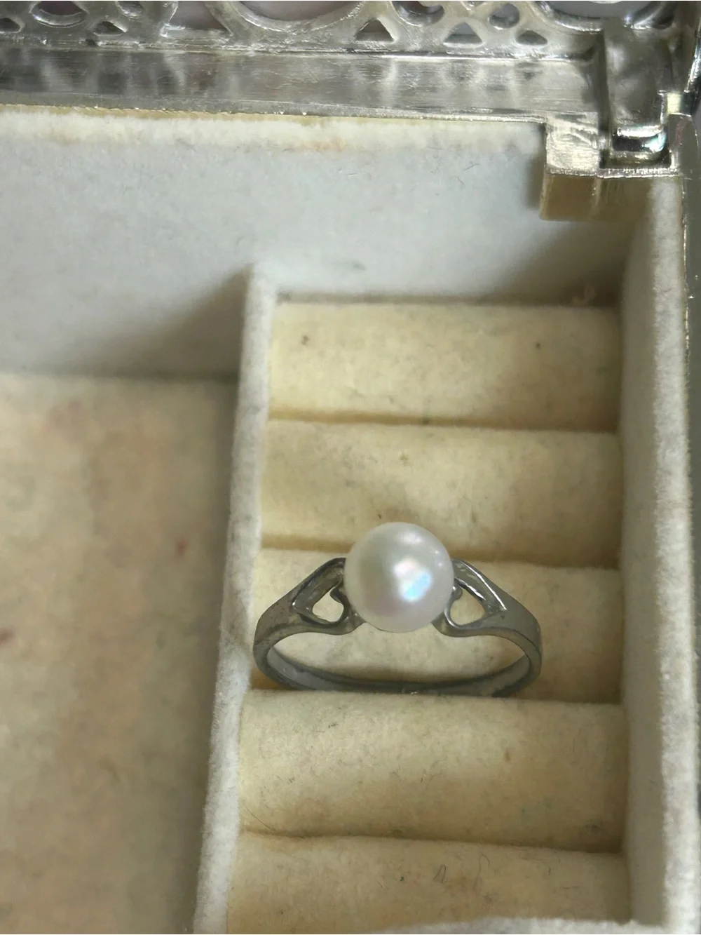 Pearl Heart Accent Ring - White Pearl on Silver-Tone Band